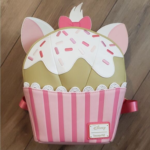 Loungefly The Arisocats Marie Sweets Cupcake Mini Backpack NWT - Picture 9 of 14